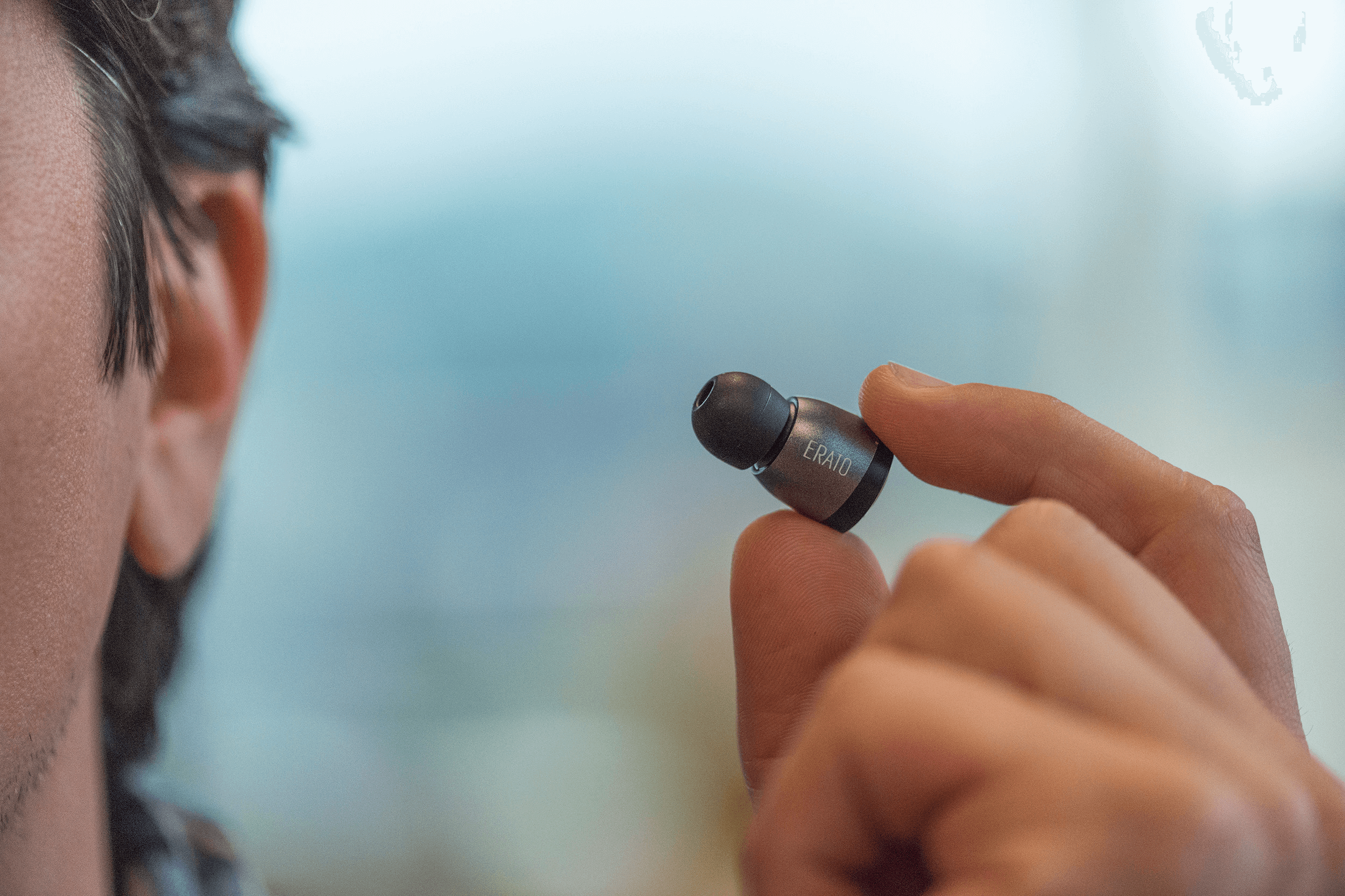 Which Are The Best Wireless Ear Buds For Your Everyday Use?